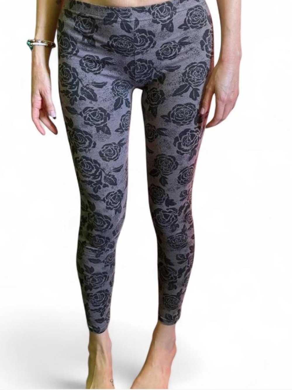 Graphic Rose printed cotton spandex legging pants slim 25 inch inseam XS